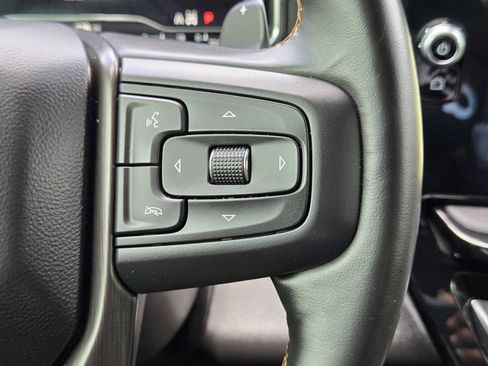 Used 2024 GMC Sierra 1500 AT4 w/ Technology Package AWD/4WD image 28