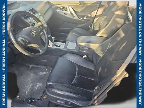 Used 2008 Toyota Camry SE w/ Sport Leather Pkg FWD image 1