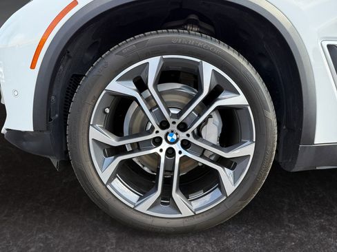 Used 2022 BMW X5 sDrive40i w/ Premium Package image 14