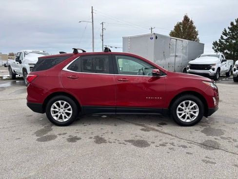 Used 2018 Chevrolet Equinox LT image 8