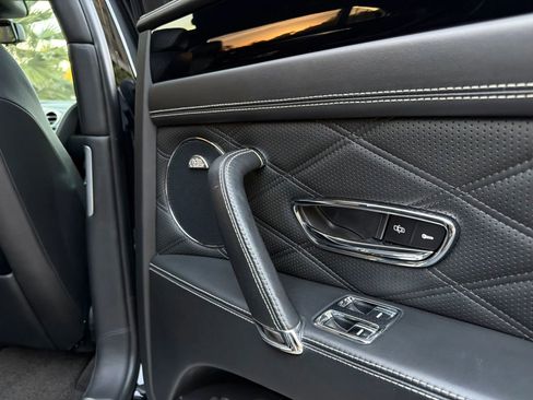 Used 2014 Bentley Flying Spur W12 AWD/4WD image 31