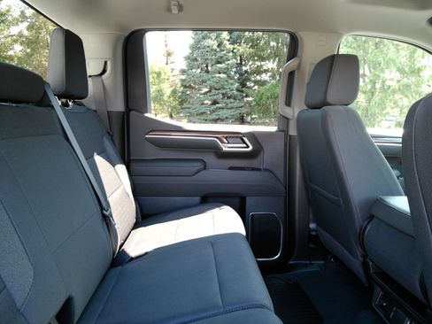 Used 2026 Chevrolet Silverado 1500 LT AWD/4WD image 18