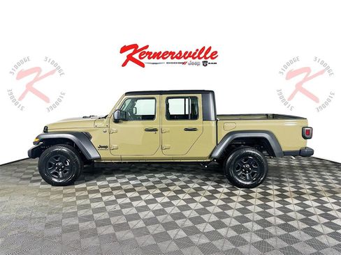 New 2026 Jeep Gladiator Sport image 4