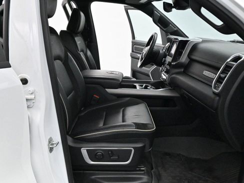Used 2022 RAM 1500 Laramie w/ Sport Appearance Package AWD/4WD image 31