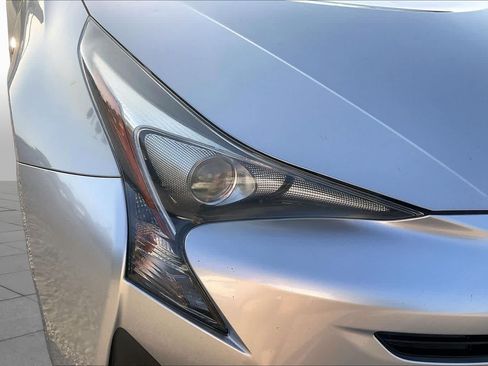 Used 2016 Toyota Prius Two FWD image 27