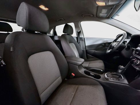 Used 2019 Hyundai Kona SEL FWD image 36