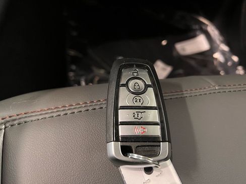 New 2026 Ford Explorer Active w/ Active Comfort Package image 38