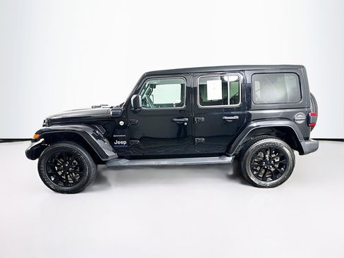 Used 2023 Jeep Wrangler Sahara image 4