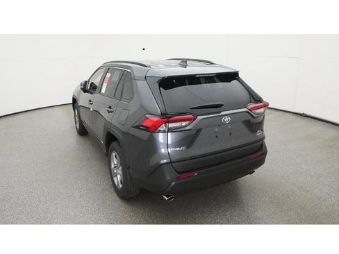 New 2025 Toyota RAV4 XLE AWD/4WD image 7