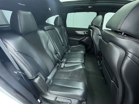Used 2022 Acura MDX A-Spec image 32