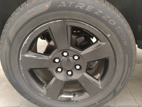 Used 2017 Chevrolet Silverado 1500 LT w/ Texas Edition RWD image 31