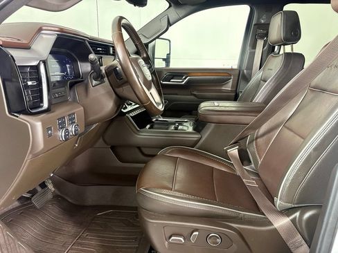 Used 2024 GMC Sierra 3500 Denali w/ Denali Reserve Package AWD/4WD image 28
