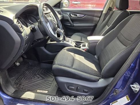 Used 2018 Nissan Rogue SV AWD/4WD image 9