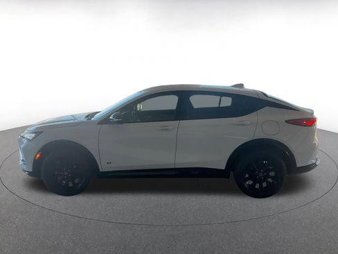 Used 2025 Buick Envista Sport Touring image 8