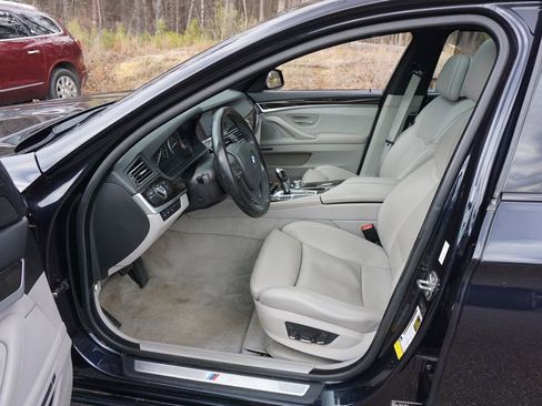 Used 2012 BMW 535i Sedan image 2