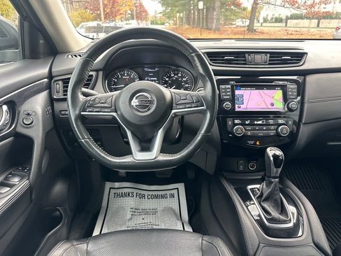 Used 2017 Nissan Rogue SL image 21