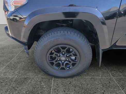 Used 2022 Toyota Tacoma image 14