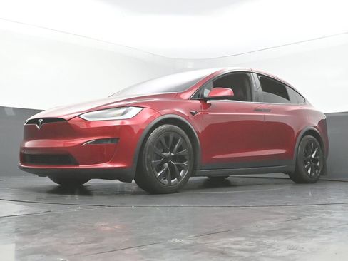 Used 2023 Tesla Model X image 47