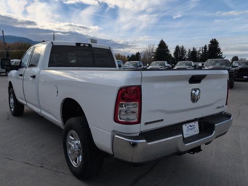 Used 2024 RAM 2500 Tradesman w/ Chrome Appearance Group image 7
