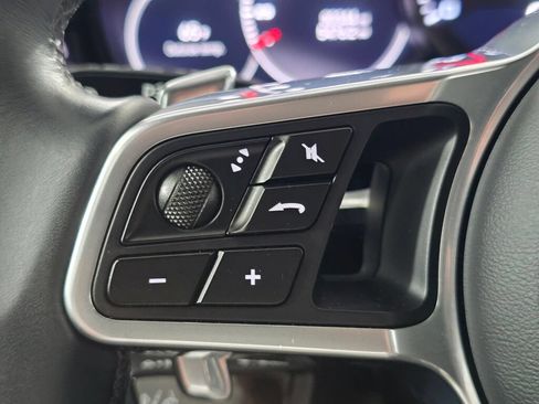 Certified 2023 Porsche Cayenne Platinum Edition AWD/4WD image 45