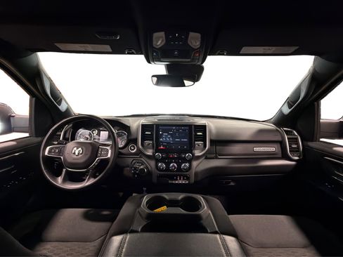 Used 2025 RAM 1500 Big Horn AWD/4WD image 40