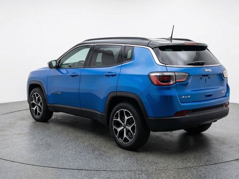 Used 2025 Jeep Compass Limited AWD/4WD image 6