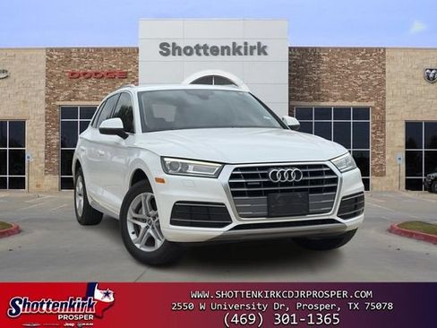 Used 2019 Audi Q5 2.0T Premium w/ Convenience Package AWD/4WD image 1