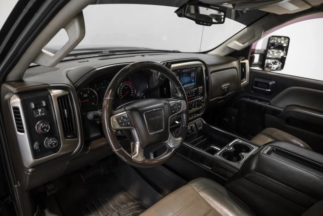 Used 2015 GMC Sierra 2500 Denali w/ Duramax Plus Package AWD/4WD image 4