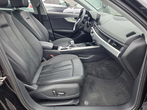Used 2017 Audi A4 2.0T Premium w/ Convenience Package FWD image 10