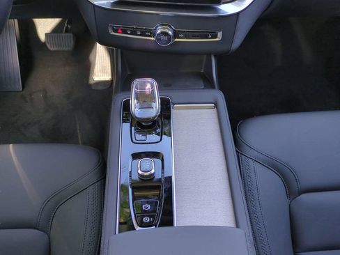 New 2026 Volvo XC90 T8 Plus AWD/4WD image 15
