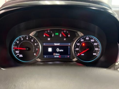 Used 2023 Chevrolet Traverse RS w/ LPO, Floor Liner Package FWD image 26