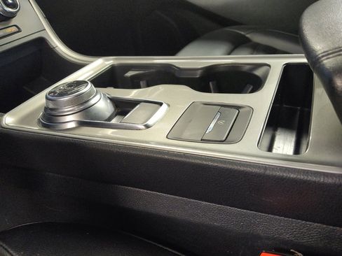 Used 2023 Ford Edge SEL image 26