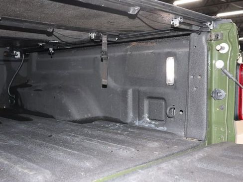 Used 2023 Jeep Gladiator Rubicon AWD/4WD image 21