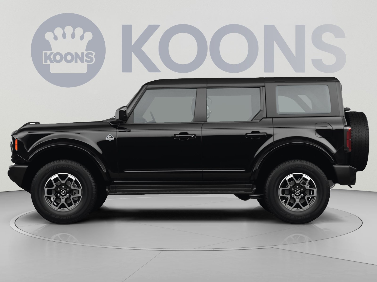 Used 2025 Ford Bronco Outer Banks AWD/4WD image 2