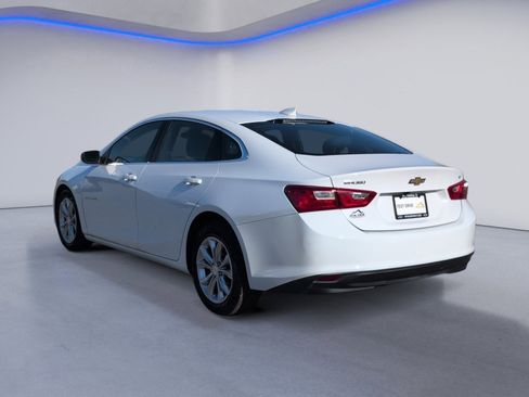 Used 2023 Chevrolet Malibu LT image 3