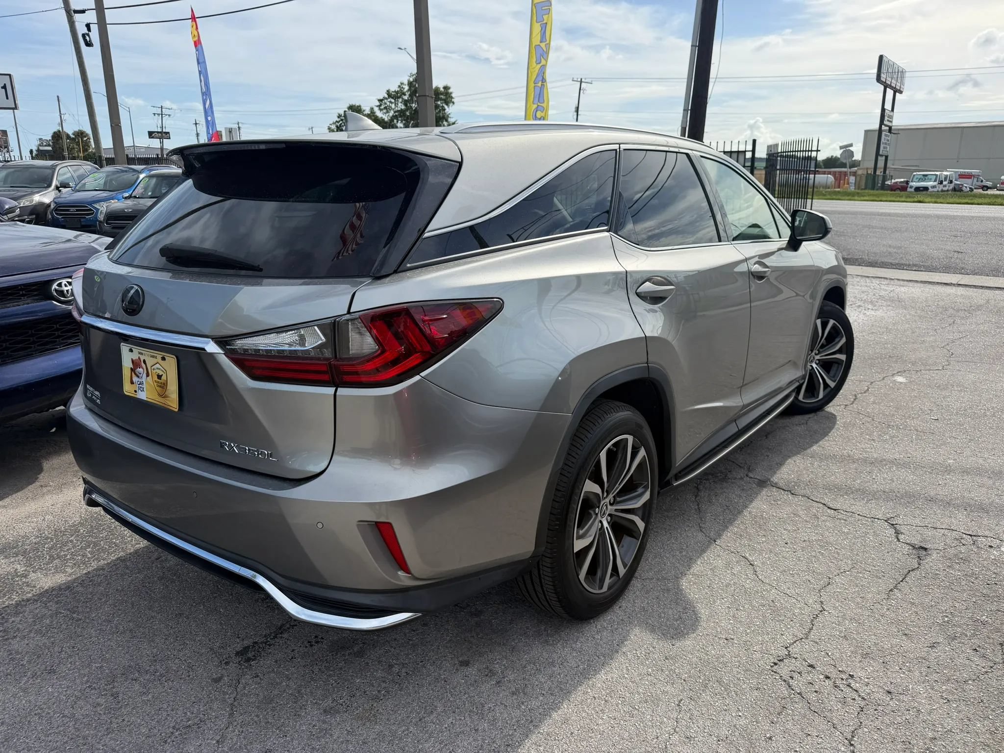 Used 2021 Lexus RX 350L FWD w/ Premium Package image 4