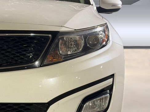 Used 2015 Kia Optima LX FWD image 11