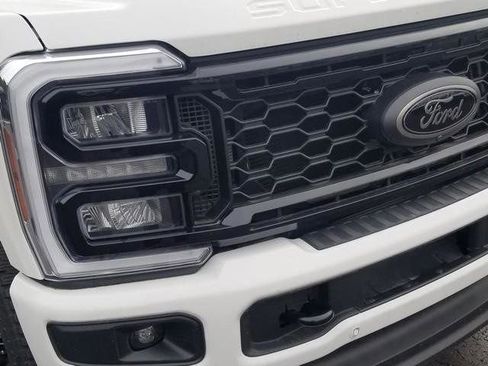 New 2025 Ford F250 Lariat w/ Lariat Ultimate Package image 11