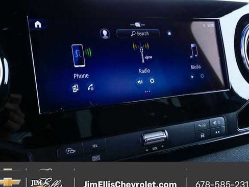 Used 2025 Mercedes-Benz Sprinter 2500 image 18