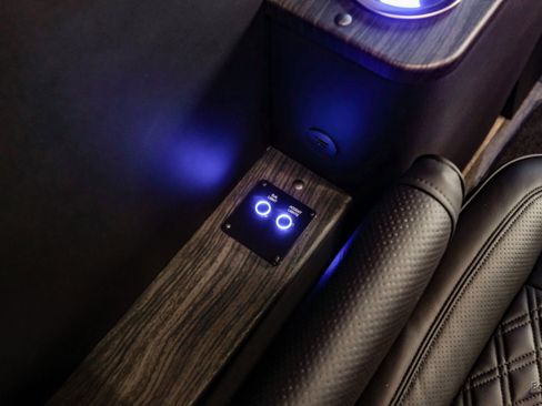 Used 2025 Mercedes-Benz Sprinter 3500 image 79