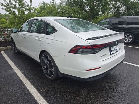 Used 2024 Honda Accord Sport image 7