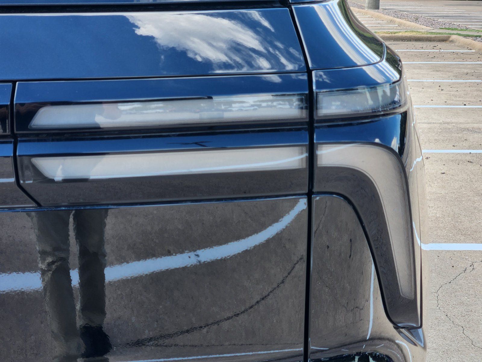 Used 2026 Chevrolet Traverse High Country w/ LPO, Floor Liner Package FWD image 15