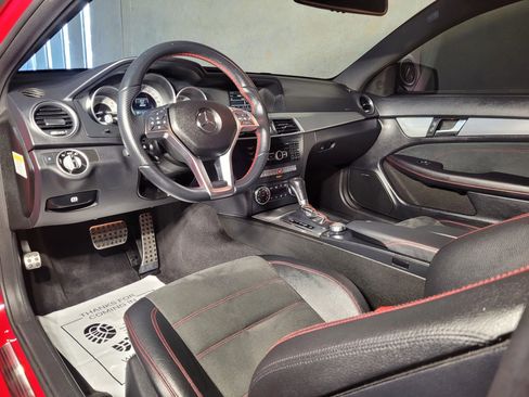 Used 2014 Mercedes-Benz C 250 Coupe image 24