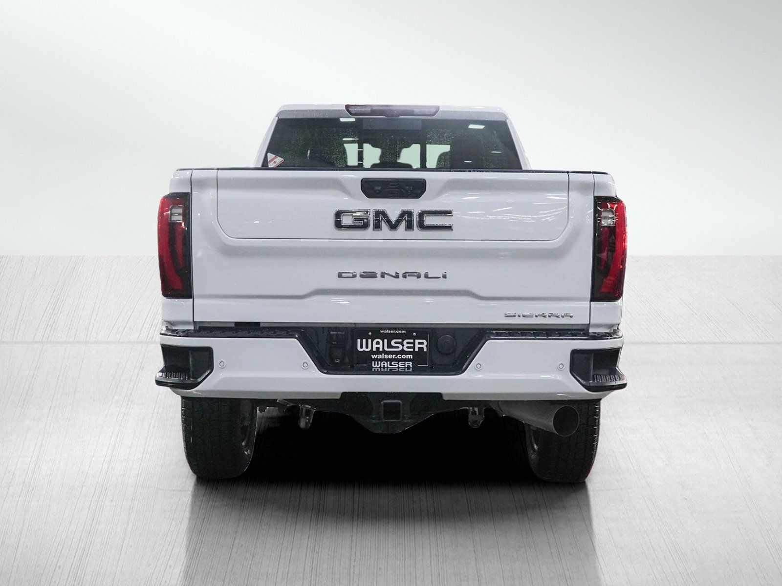 Used 2025 GMC Sierra 3500 Denali Ultimate AWD/4WD image 4