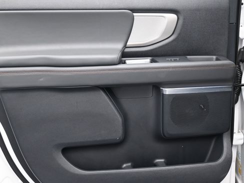 Used 2025 Ford Expedition Max Active image 12