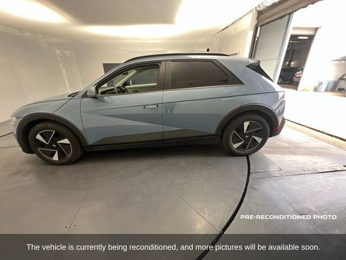 Used 2025 Hyundai Ioniq 5 SEL RWD image 2