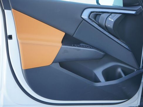 Used 2025 BMW X3 xDrive30i w/ Premium Package image 9