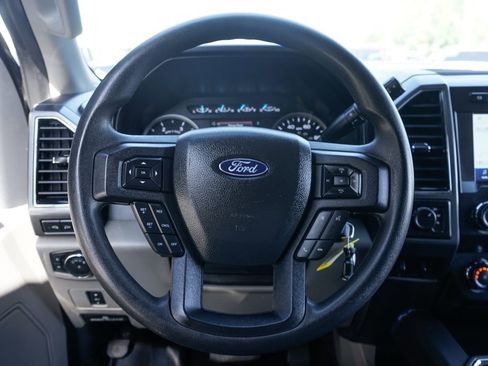 Used 2022 Ford F250 XLT w/ Black Appearance Package AWD/4WD image 20