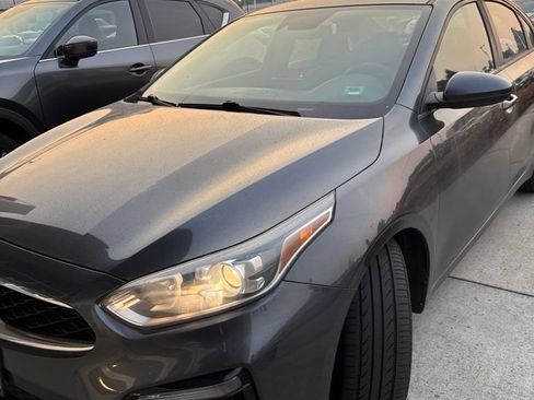 Used 2019 Kia Forte S FWD image 9