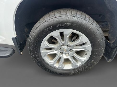 Used 2024 Chevrolet Silverado 1500 LTZ image 8